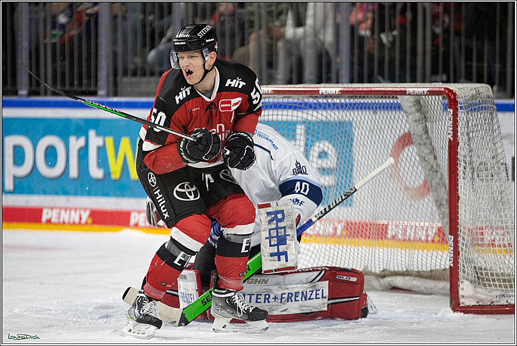 PENNY DEL;  Koelner Haie - Straubing Tigers; Koeln, 11.03.2022
